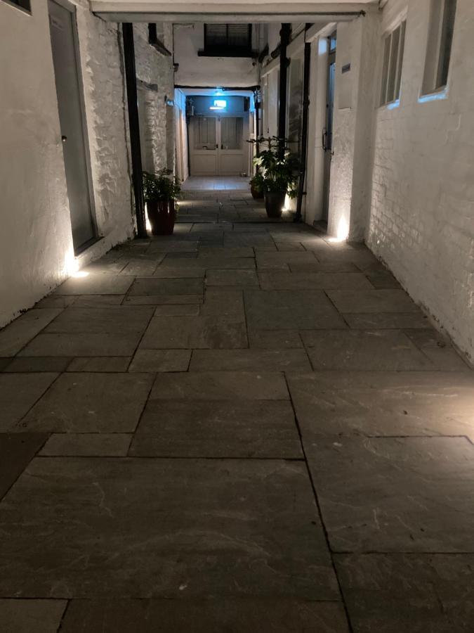 أوكيهامبتن Plymouth Inn المظهر الخارجي الصورة