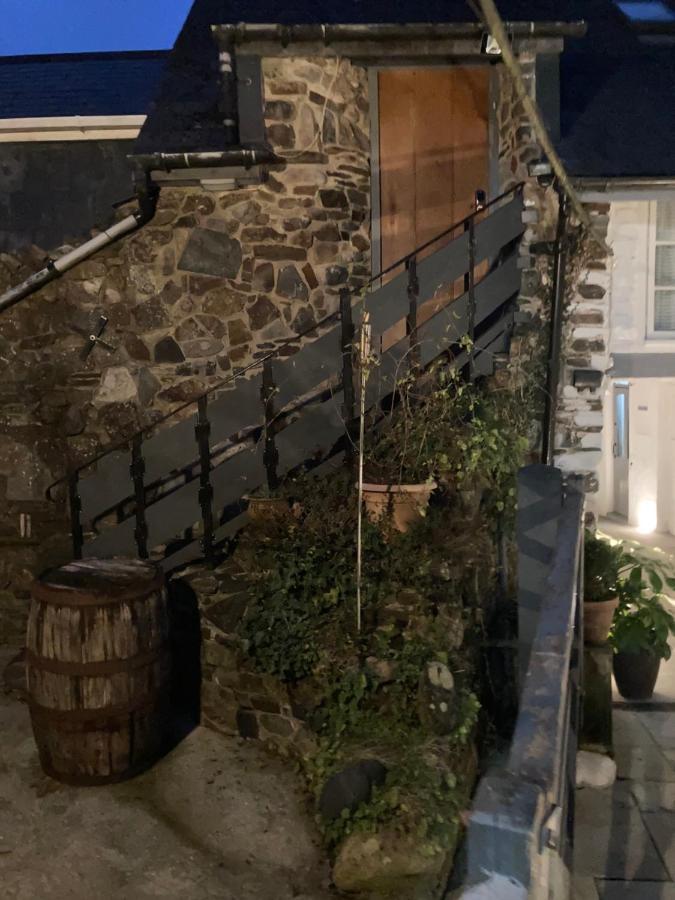 أوكيهامبتن Plymouth Inn المظهر الخارجي الصورة